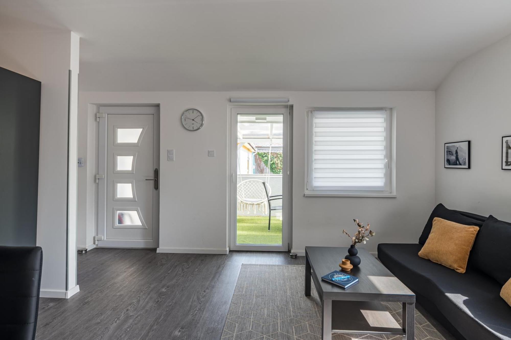 Balatonic Lemon Apartmanhaz Siófok Exterior foto